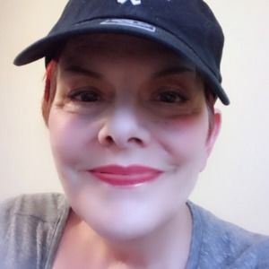 Meet your Posher, Carrie